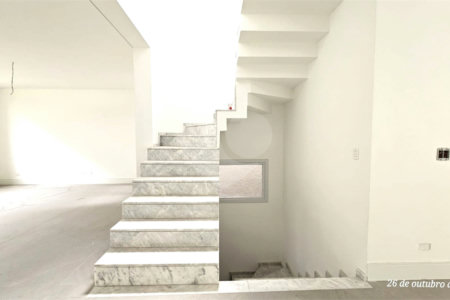 Casa à venda com 4 suítes no condomínio Vila Arese, São Paulo - SP