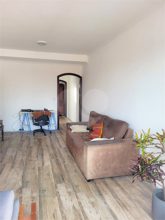 Sobrado à venda com 4 quartos, sendo 2 suítes,  em Vila Madalena, São Paulo, SP