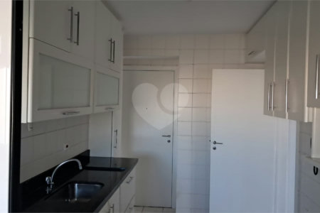 Apartamento para alugar com 3 quartos, sendo 2 suítes, em Jardim Marajoara, São Paulo, SP