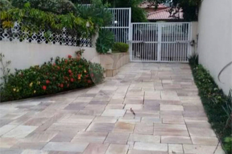 Casa Térrea à venda ou para alugar com 4 suítes em Jardim Floresta, São Paulo, SP