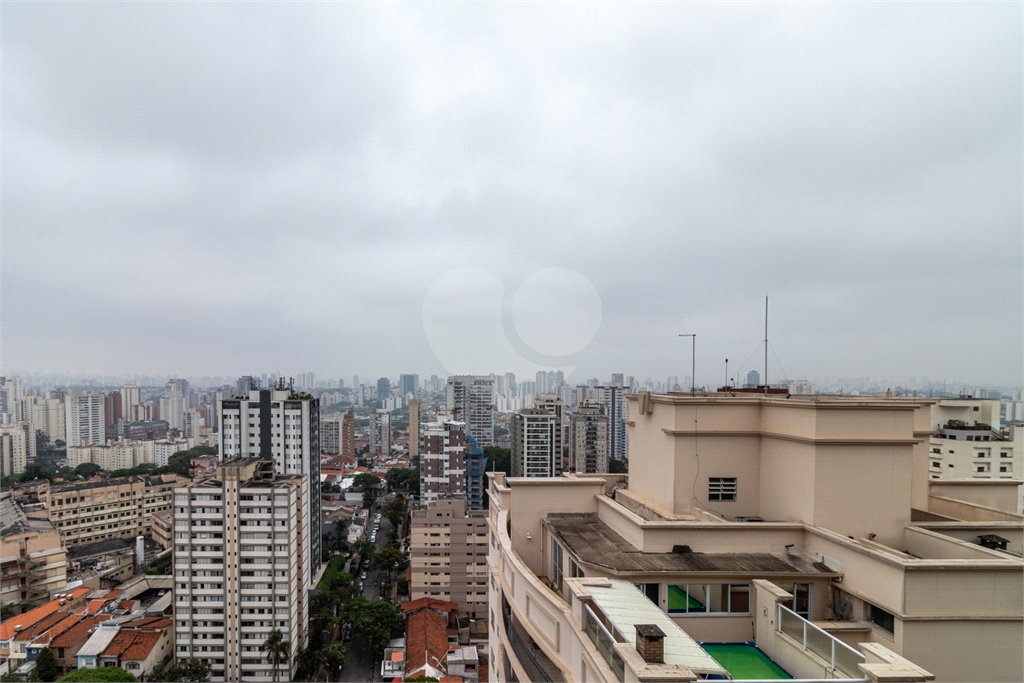 Apartamento à venda com 3 quartos, sendo 1 suíte, em Vila Mariana, São Paulo, SP