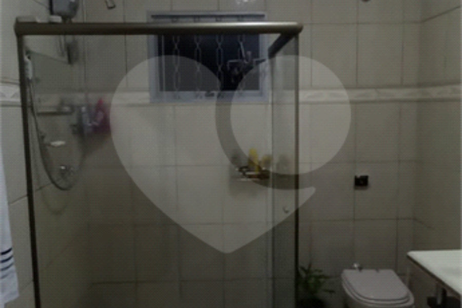 Sobrado à venda com 4 quartos em Horto Florestal, São Paulo, SP