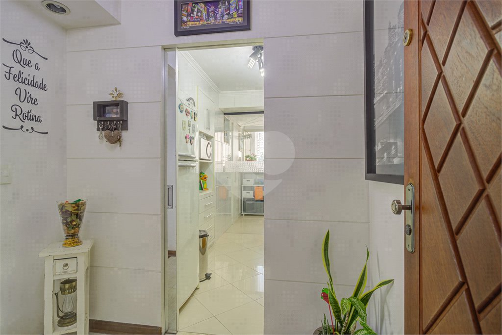 Apartamento à venda com 3 quartos, sendo 1 suíte, em Jardim Marajoara, São Paulo, SP