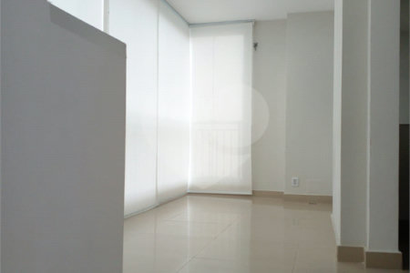 Apartamento à venda com 3 quartos, sendo 1 suíte, em Jardim Vazani, São Paulo, SP