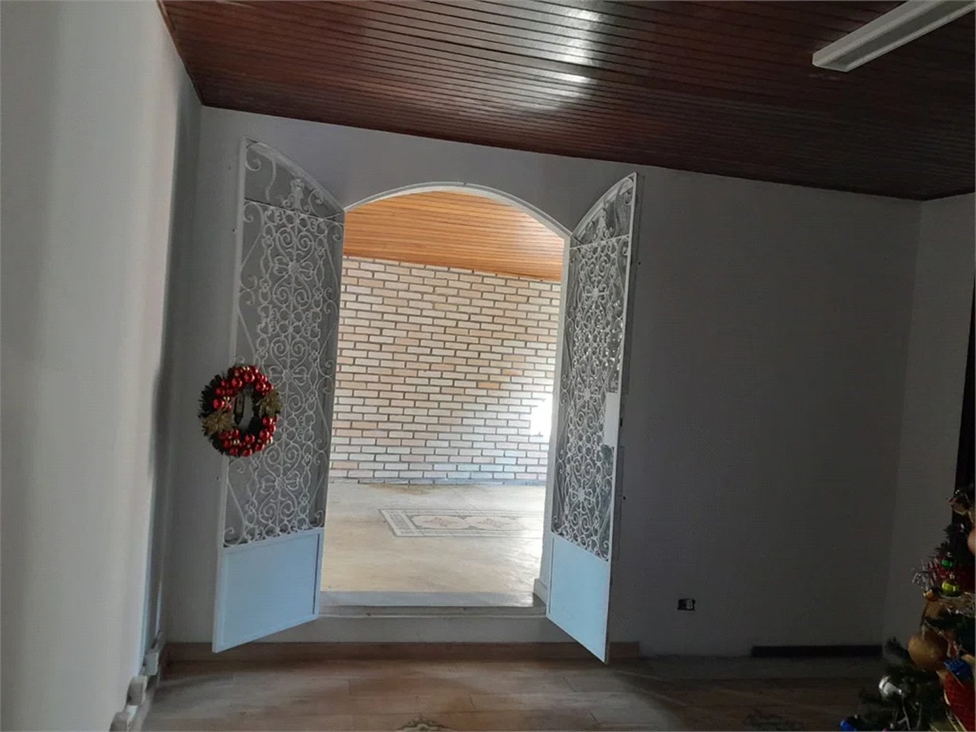 Sobrado à venda com 6 quartos, sendo 3 suítes,  em Rolinópolis, São Paulo, SP