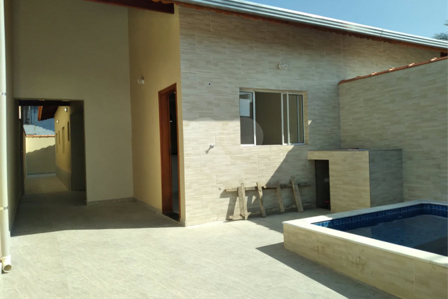 Casa Térrea à venda com 2 quartos, sendo 1 suíte, em Florida Mirim, Mongaguá, SP