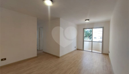 Apartamento à venda com 3 quartos em Vila Ipojuca, São Paulo, SP
