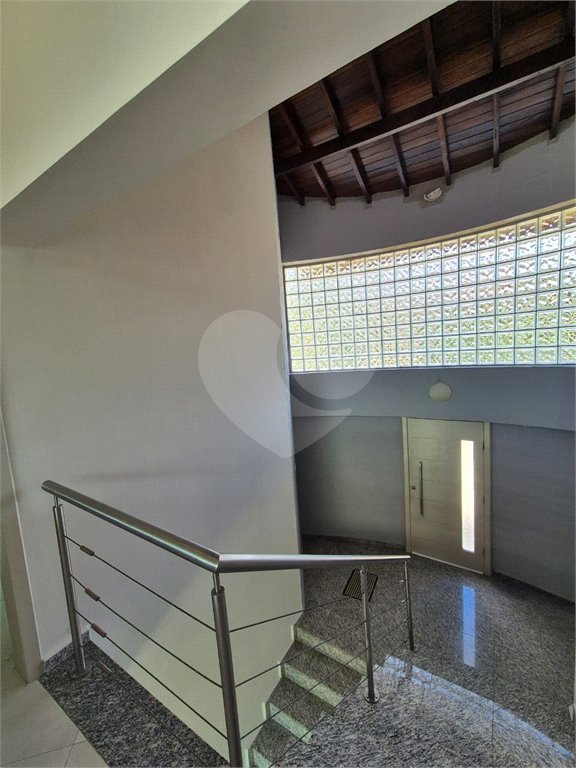 Sobrado à venda ou para alugar com 3 suítes em Villaggio Capríccio, Louveira, SP