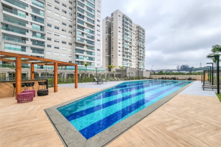 Apartamento à venda com 2 suítes em Santo Amaro, São Paulo, SP