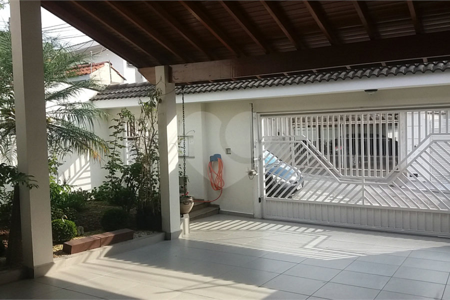 Sobrado à venda com 3 suítes em Jardim Franca, São Paulo, SP
