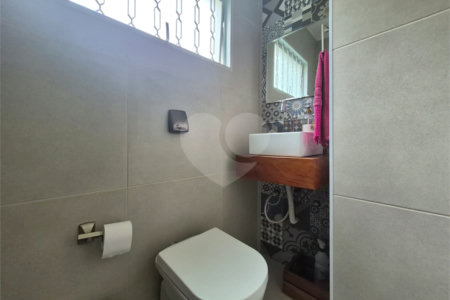 Casa à venda com 3 quartos, sendo 1 suíte, em Vila Indiana, São Paulo, SP