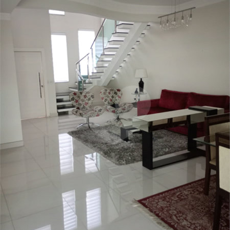 Casa à venda com 3 quartos, sendo 2 suítes, no condomínio Granja Olga II, Sorocaba - SP