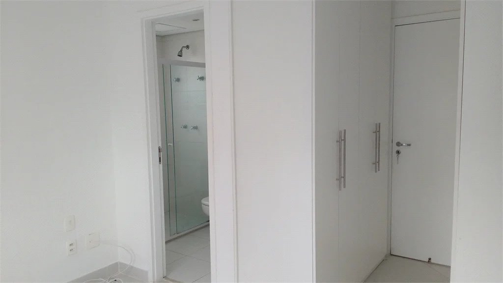 Apartamento à venda com 3 quartos, sendo 1 suíte, em Vila Suzana, São Paulo, SP