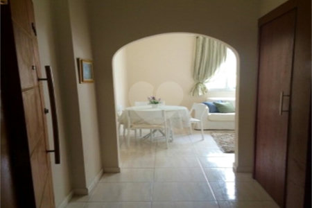 Apartamento à venda com 2 quartos no Centro, Rio de Janeiro, RJ