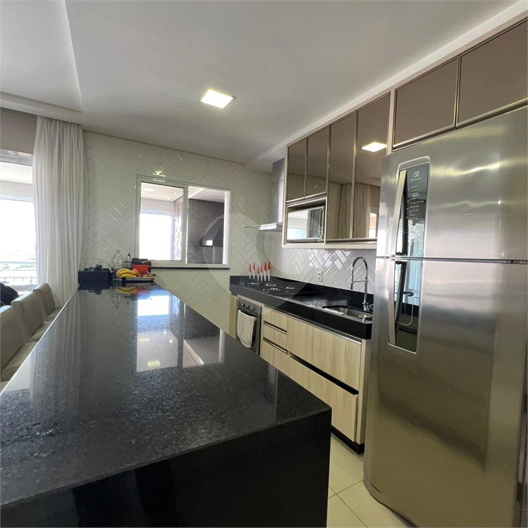 Apartamento à venda com 3 quartos, sendo 1 suíte, em Vila Suissa, Mogi das Cruzes, SP