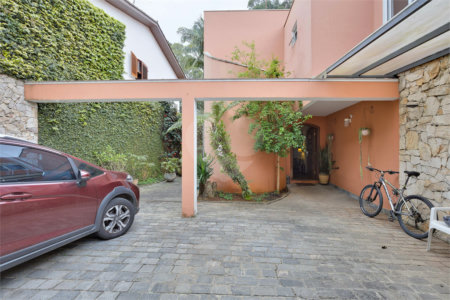 Casa com 4 quartos á venda no Jardim Marajoara, São Paulo - SP