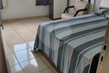 Apartamento 1 dorm, sala, cozinha, banheiro a venda no Centro