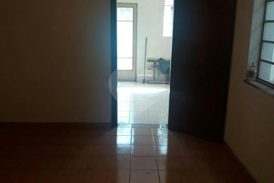 Sobrado à venda com 3 quartos, sendo 1 suíte, em Santa Terezinha, São Paulo, SP