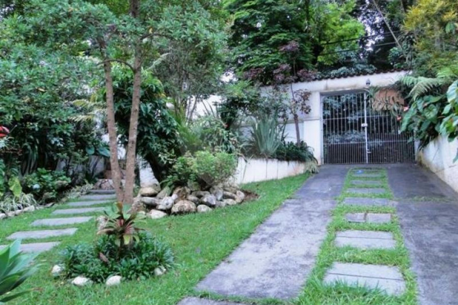 Sobrado à venda com 3 quartos em Vila Nova Cachoeirinha, São Paulo, SP