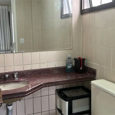 Apartamento à venda com 3 quartos, sendo 1 suíte, em Jardim das Acácias, São Paulo, SP