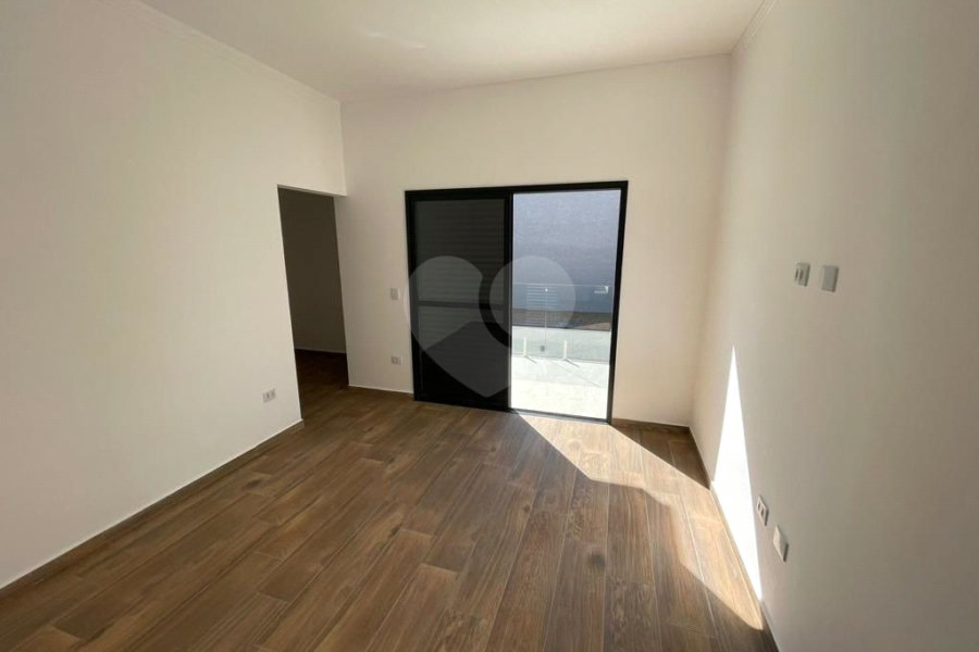 Casa à venda com 3 suítes em Parque Arco Iris, Atibaia, SP