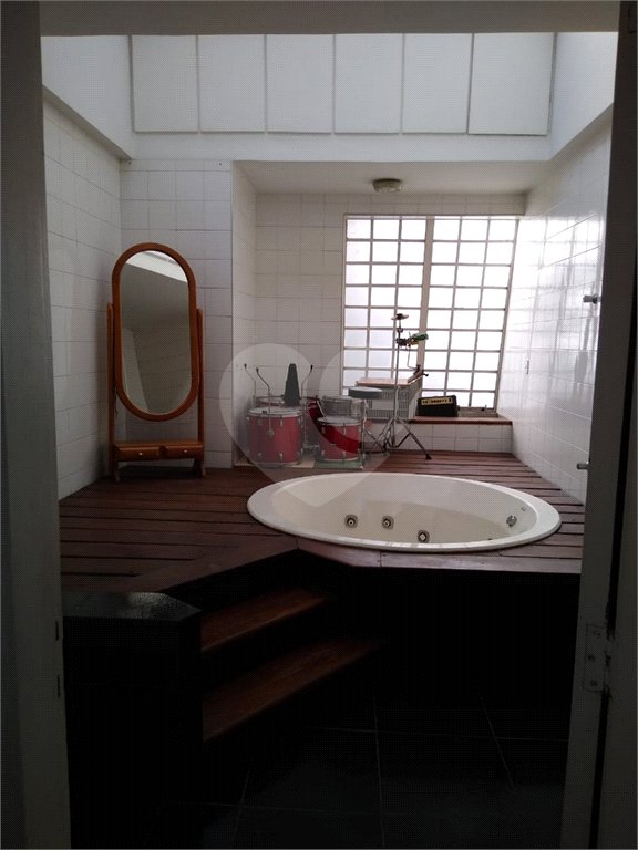 Casa à venda com 3 quartos, sendo 1 suíte, em Brooklin Paulista, São Paulo, SP