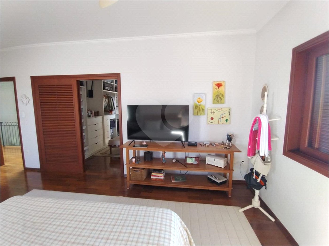 Casa à venda ou para alugar com 3 suítes em Jardim Itália, Itapetininga, SP