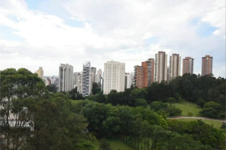 Apartamento à venda com 3 quartos, sendo 1 suíte, em Paraíso do Morumbi, São Paulo, SP