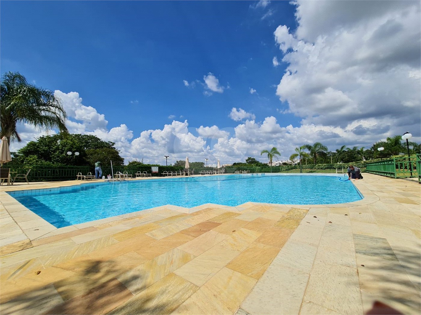 Casa à venda com 3 quartos, sendo 1 suíte, no condomínio Ibiti Royal Park, Sorocaba - SP
