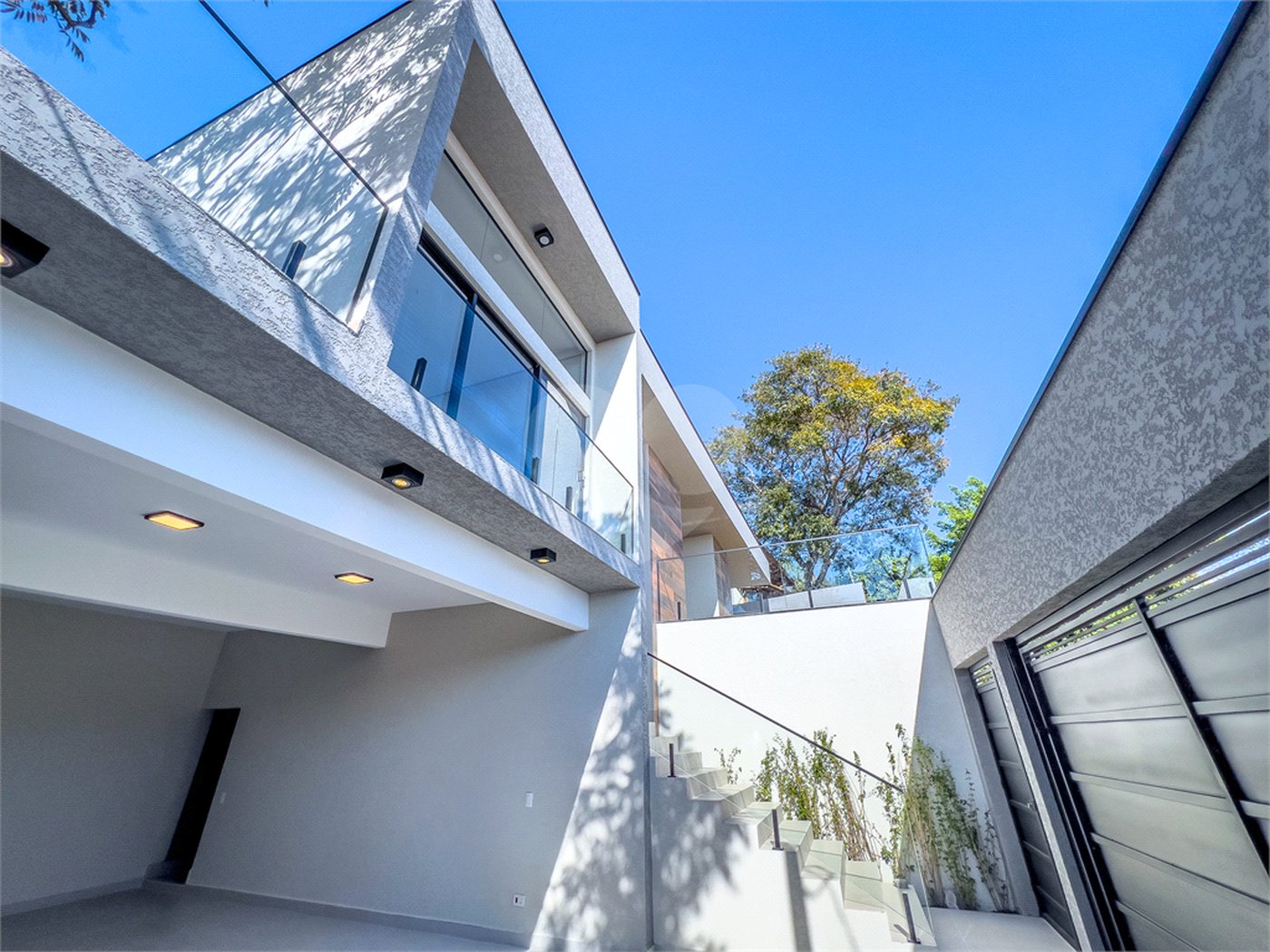 Casa à venda com 3 suítes em Jardim Paulista, Atibaia, SP