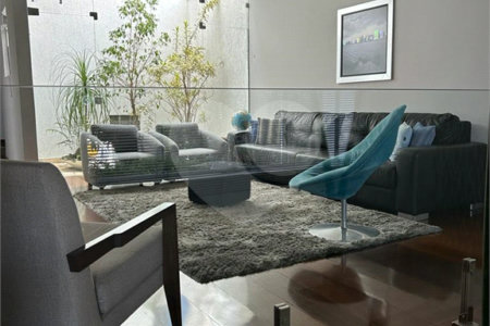 Casa à venda com 3 quartos, sendo 1 suíte,  em Vila Vitória, Mogi das Cruzes, SP