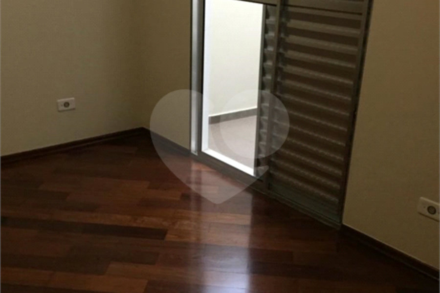 Casa à venda com 3 quartos, sendo 1 suíte, em Vila Guilherme, São Paulo, SP