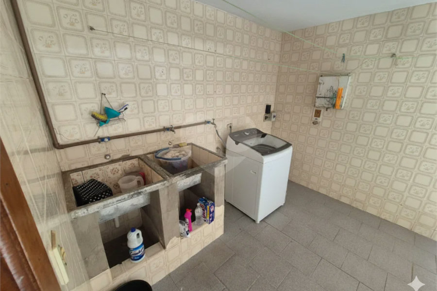 Casa à Venda na Vila Rezende – Piracicaba/SP - Ideal para moradia ou investimento comercial (clínicas, escritórios, consultórios