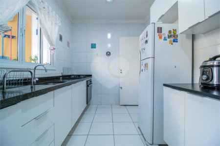 Sobrado à venda com 3 quartos, sendo 1 suíte, em Jardim Prudência, São Paulo, SP