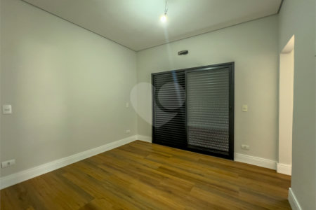 Casa à venda com 3 suítes em Jardim Paulista, Atibaia, SP