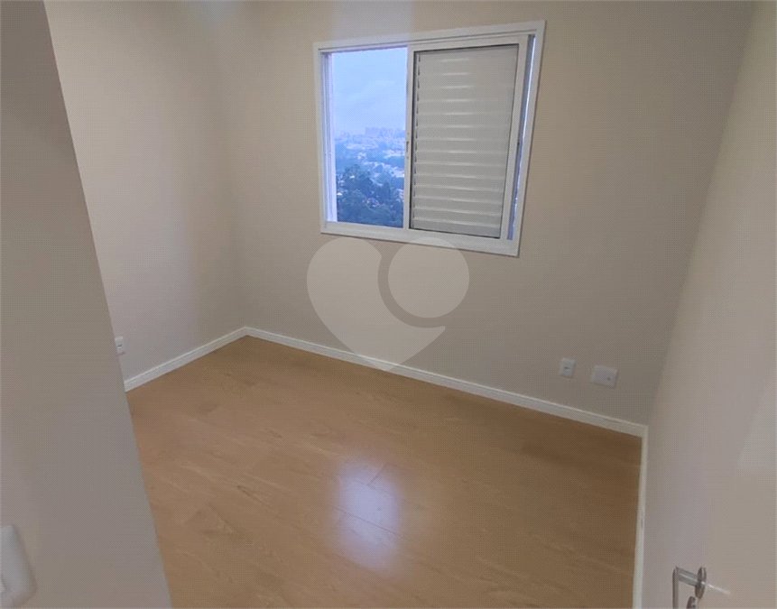 Apartamento à venda com 3 quartos, sendo 2 suítes,  em Jardim Arpoador, São Paulo, SP