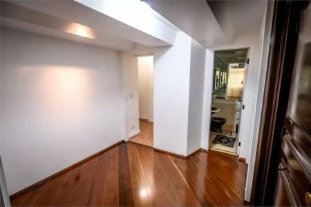 Apartamento à venda com 3 suítes em Paineiras do Morumbi, São Paulo, SP