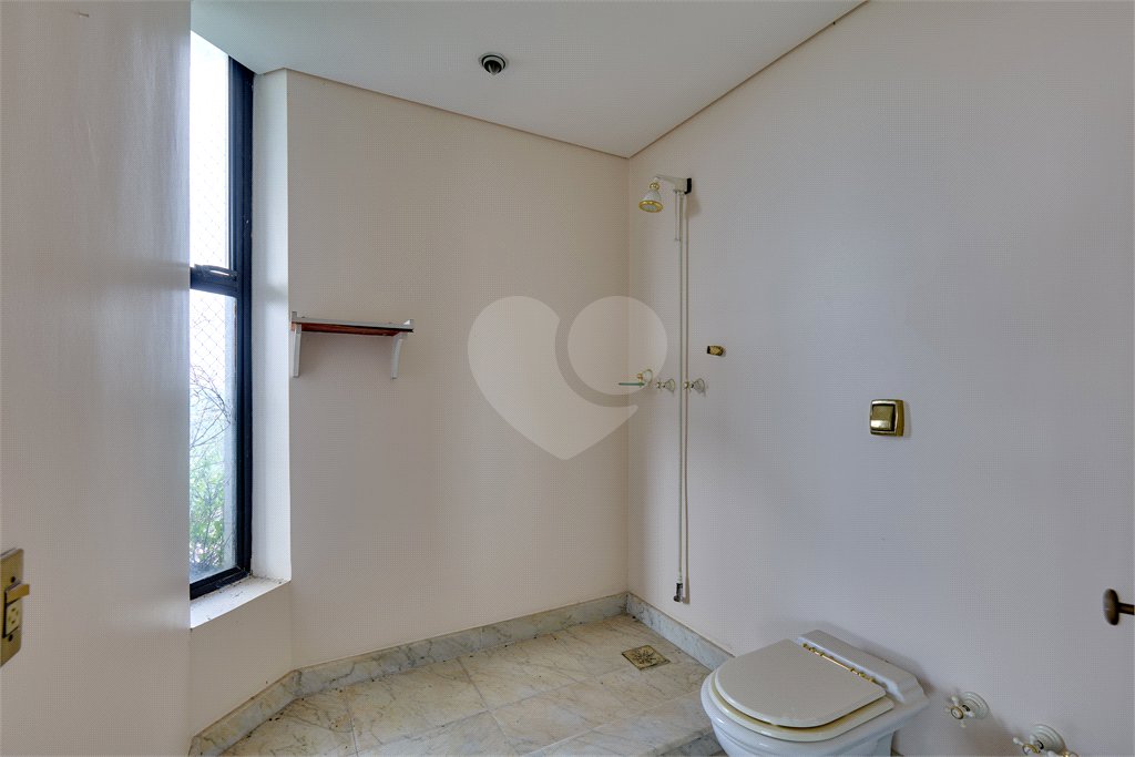 Apartamento à venda com 4 suítes em Santo Amaro, São Paulo, SP