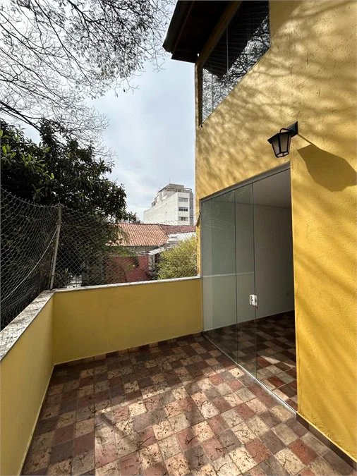 Casa de Vila para alugar com 4 suítes em Vila Romana, São Paulo, SP