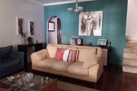 Casa à venda com 3 quartos em Santo Amaro, São Paulo, SP