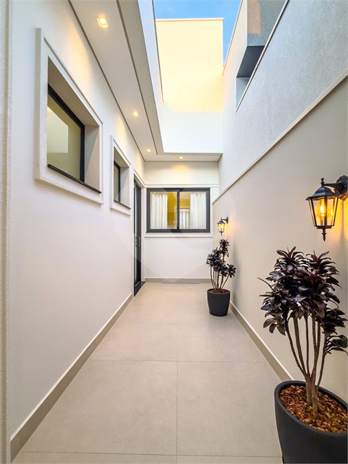 Casa à venda com 3 suítes no condomínio Residencial Dona Maria Candida, Indaiatuba - SP