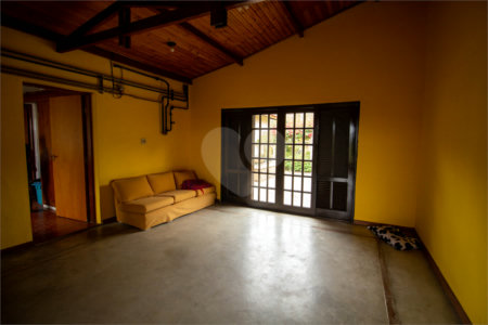 Chácara à venda com 3 quartos, sendo 1 suíte, em Capuava, São Roque, SP