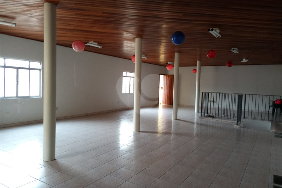 Sobrado à venda com 5 quartos em Horto, São Paulo, SP