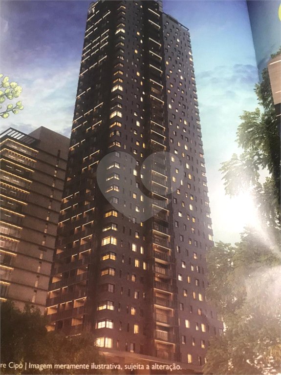Apartamento à venda com 2 quartos, sendo 1 suíte,  em Jardim das Acácias, São Paulo, SP