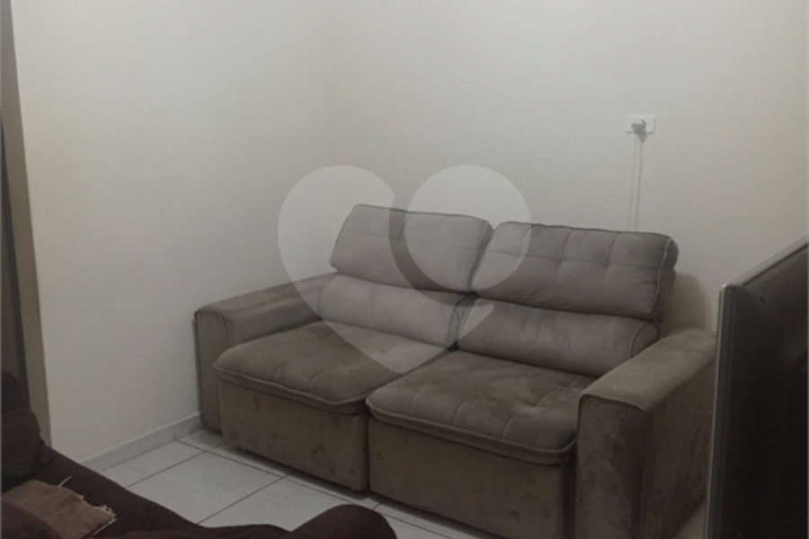 Casa à venda com 3 quartos, sendo 2 suítes, no condomínio Casa, São Paulo - SP