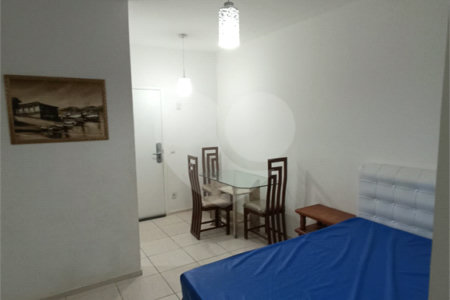 Apartamento à venda com 1 quarto no Centro, Mangaratiba, RJ