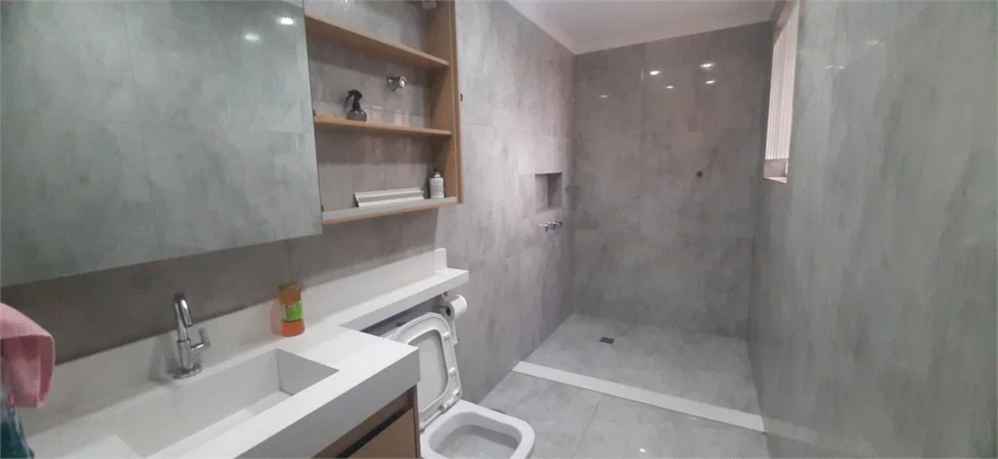 Sobrado à venda com 3 quartos, sendo 1 suíte, em Jardim Sarah, São Paulo, SP