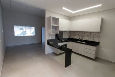 Casa Térrea à venda com 3 quartos, sendo 1 suíte, em Jardim Pau Preto, Indaiatuba, SP