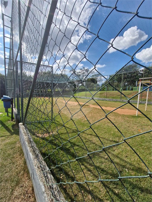 Terreno à venda no condomínio Bosque dos Cambarás, Valinhos - SP