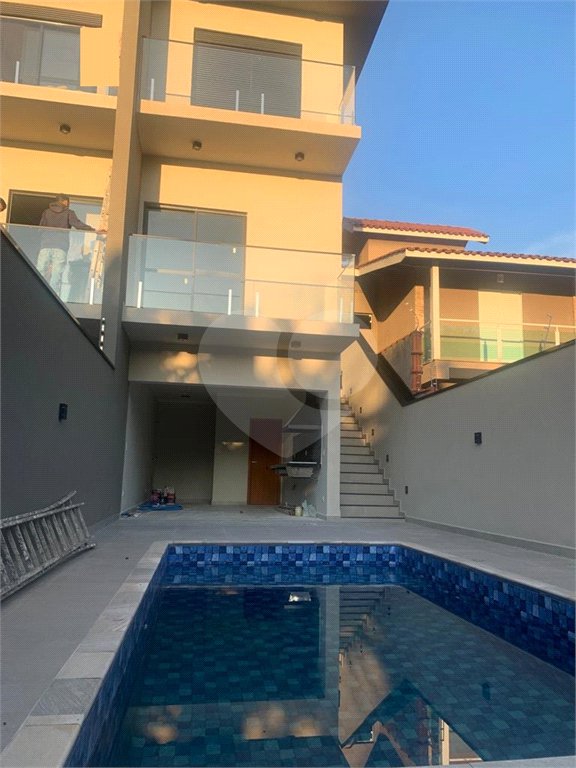Sobrado à venda com 3 suítes em Vila Thais, Atibaia, SP